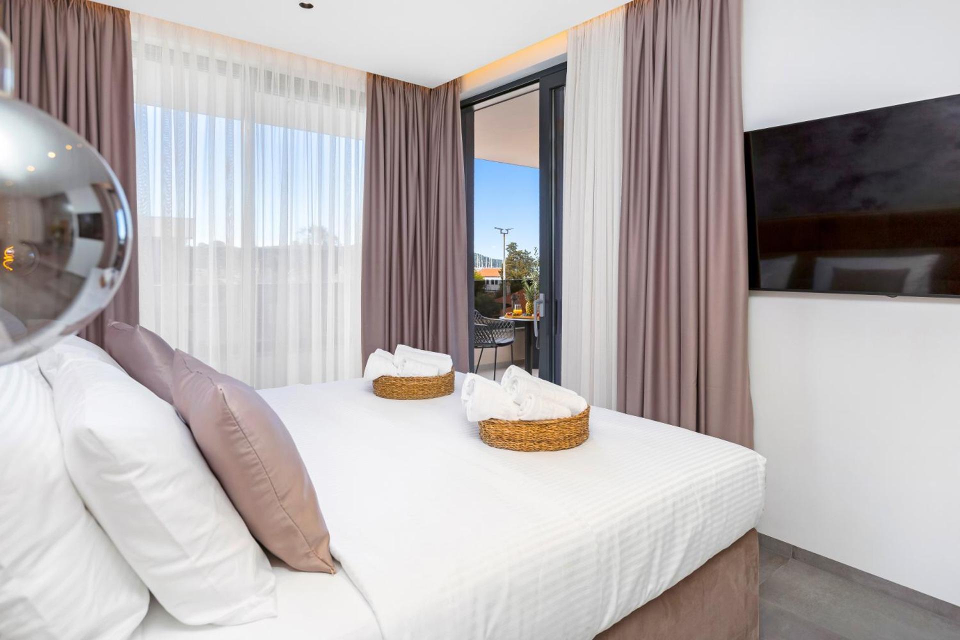 Fly Rooms Medulin - 50M From The Beach - New 2024 Bagian luar foto