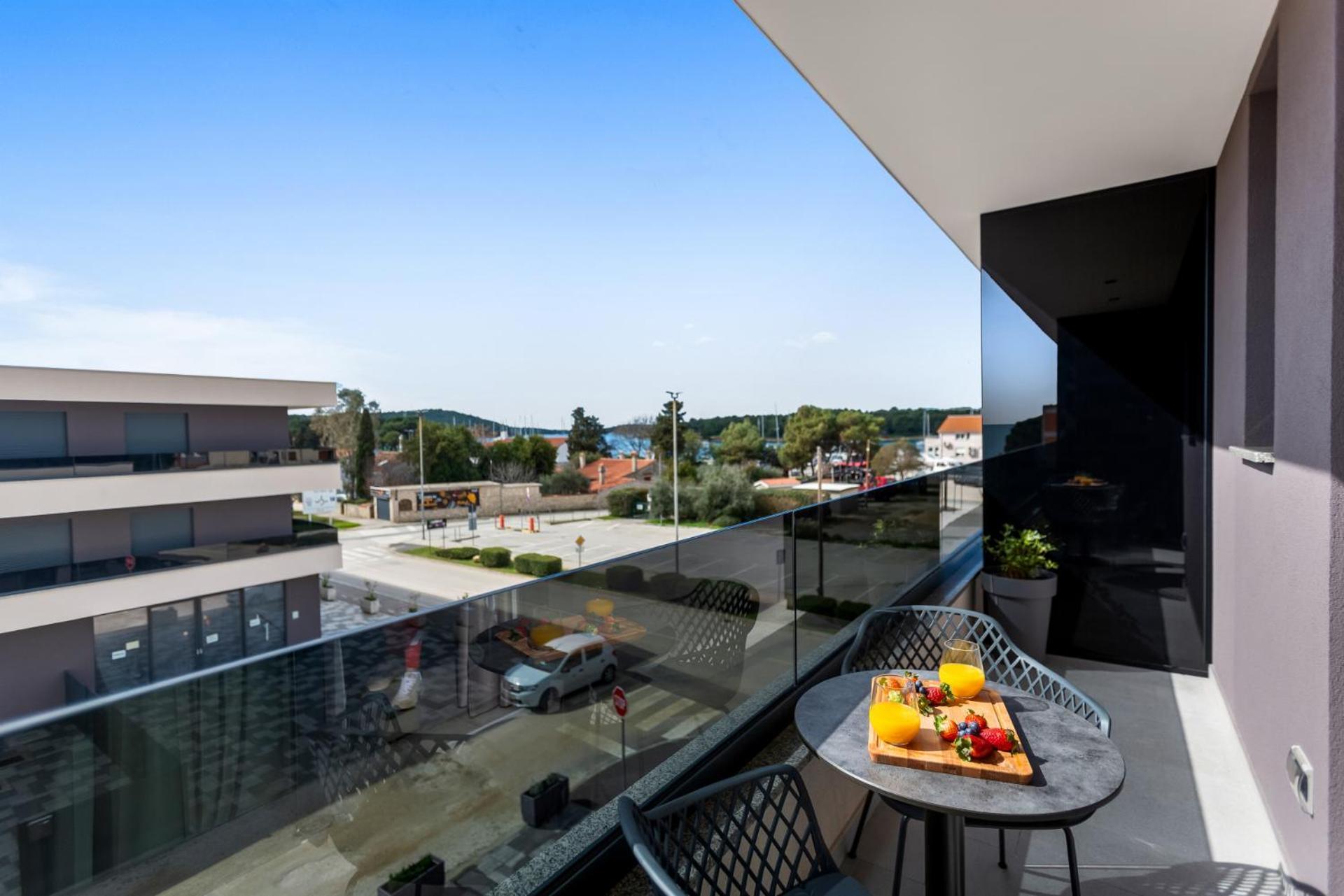 Fly Rooms Medulin - 50M From The Beach - New 2024 Ruang foto