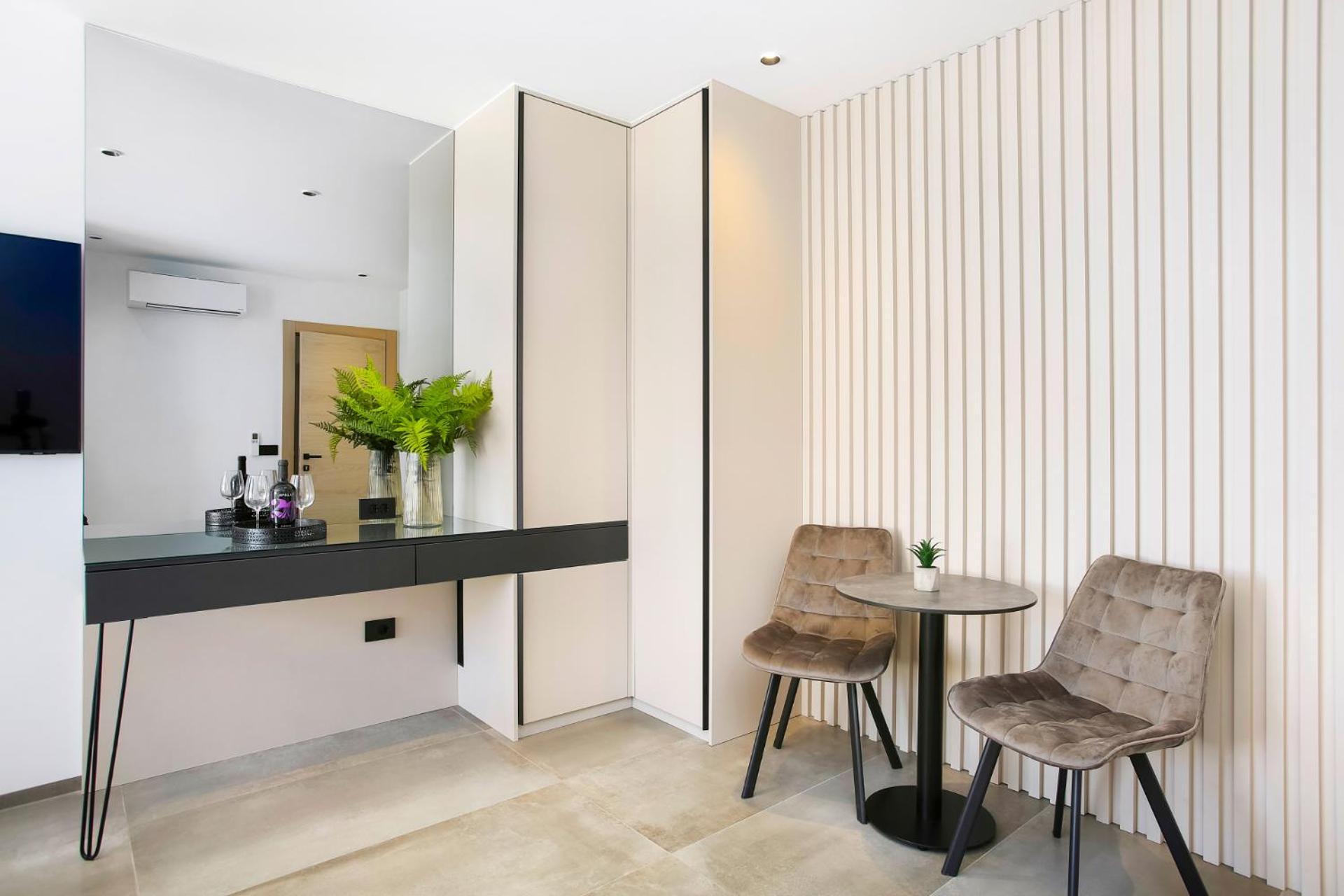 Fly Rooms Medulin - 50M From The Beach - New 2024 Ruang foto